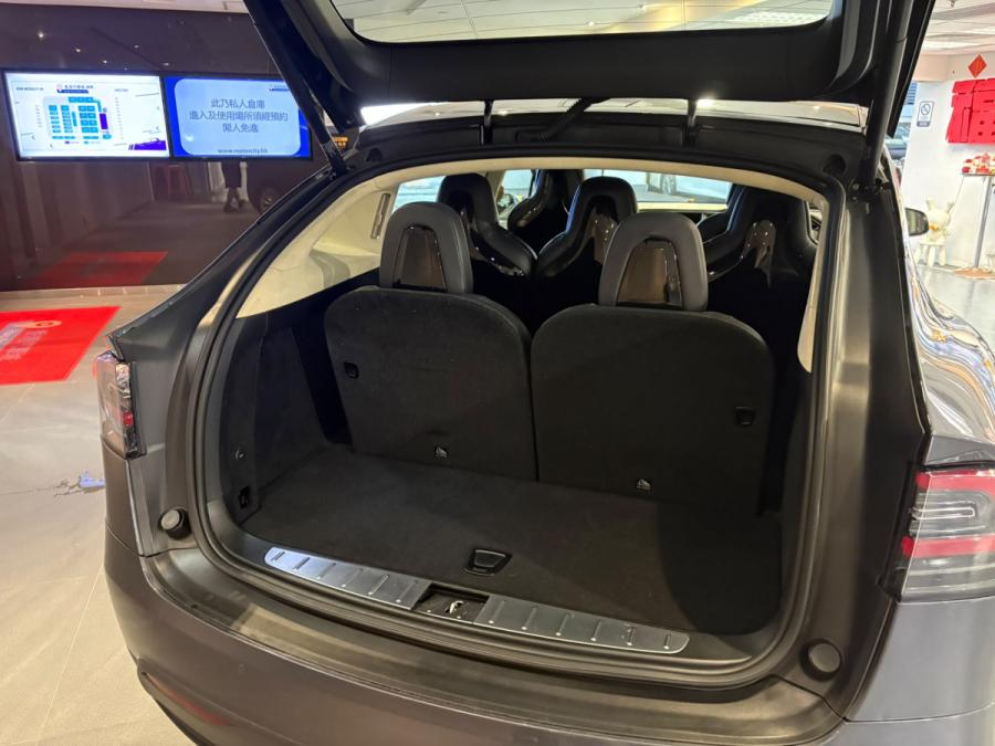 Model X 90D - Image 5